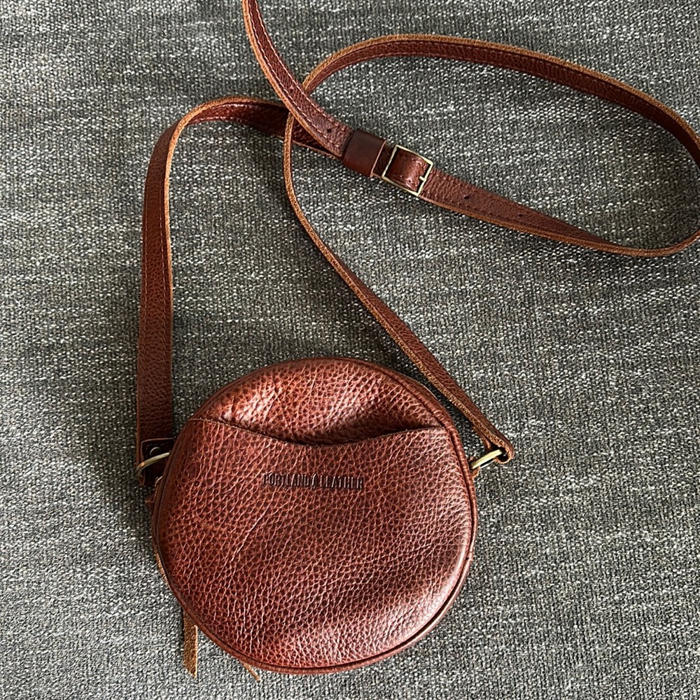 Portland Leather crossbody bag